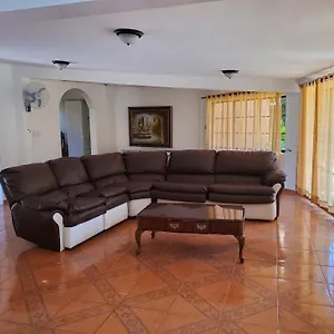 Vargas Villa